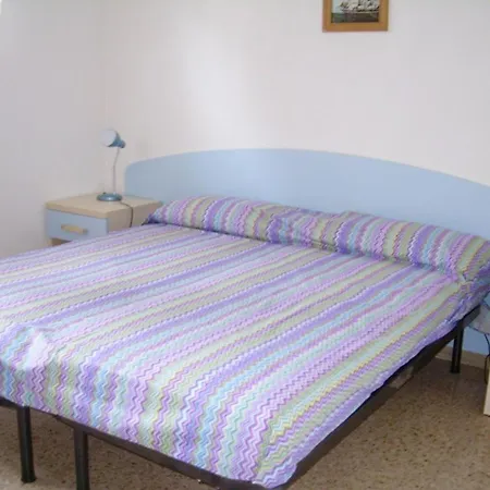 Three-room In A Family House With Shared Garden In Lignano Pineta アパート リニャーノ・サッビアドーロ